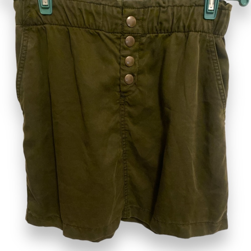 NWOT! LOFT Petites Olive Green Lyocell Snap Paper-Bag  Pocket Skirt